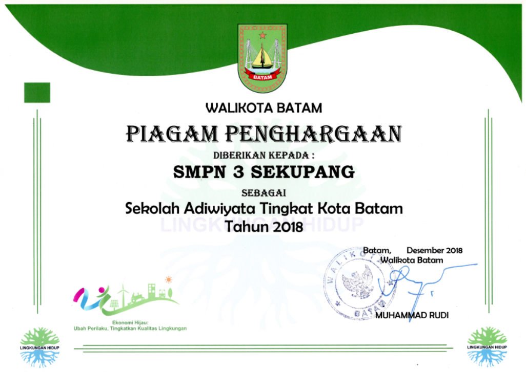 SMP Negeri 3 Batam Meraih Sekolah Adiwiyata Tingkat Kota Batam 2018